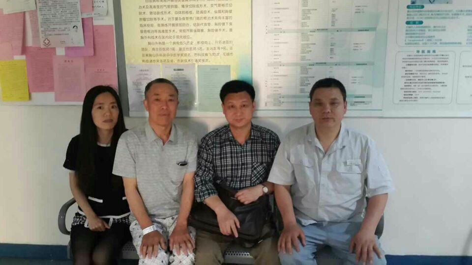 QQ图片20150522070352.jpg