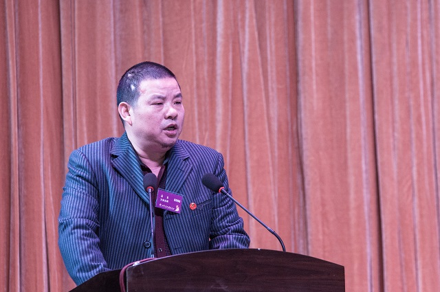 马良在开幕式上讲话